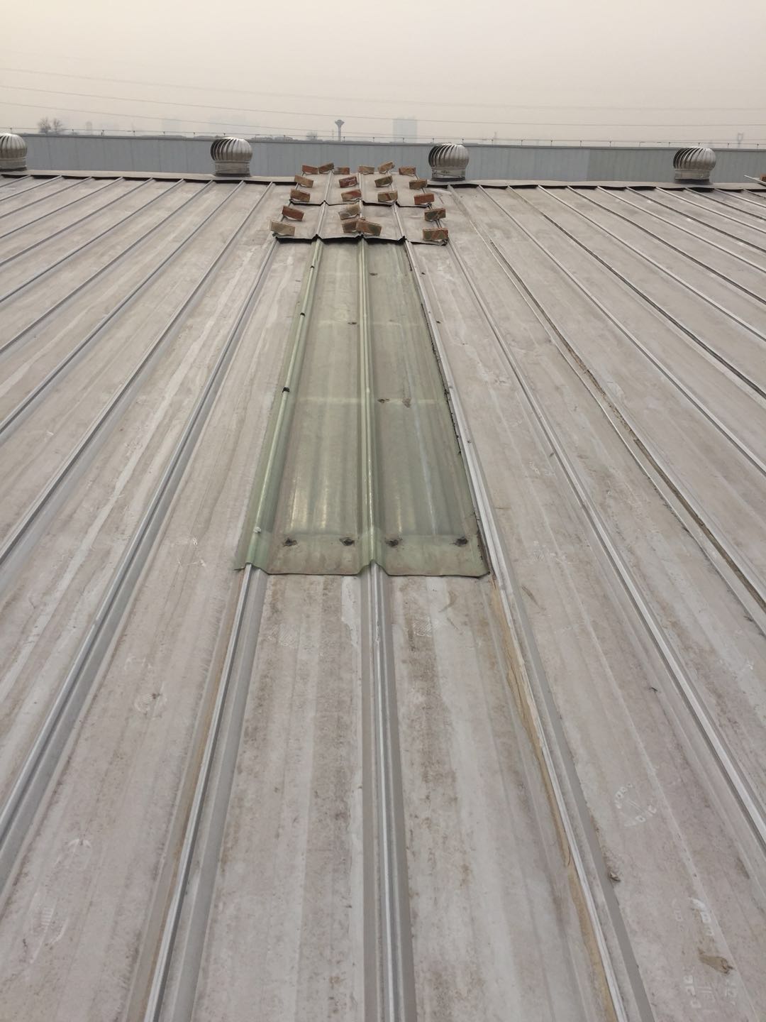 西安钢结构屋面渗漏水原因分析